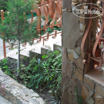 Южный Дом Двор