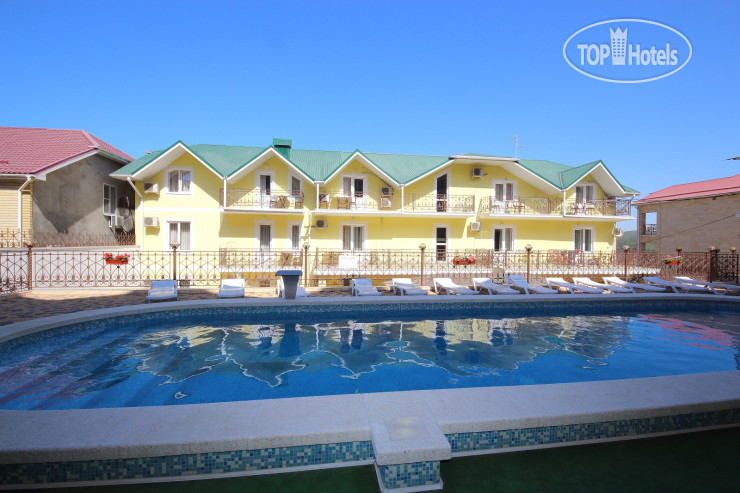 Hotel photo Лев 