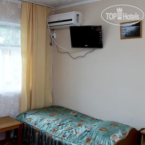 На Самбурова 10 