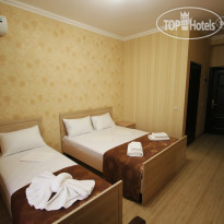 Ideal Hotel