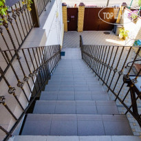 Магнолия Лестница 2 этаж