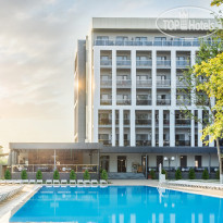 Взрослый и детский бассейны в SUNPARCO HOTEL Ultra All Inclusive 4*