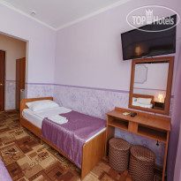 Енисей 3-х местный номер с балконом т