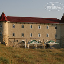 Форт Апатур Тамань Вид на фасадную часть, таверну