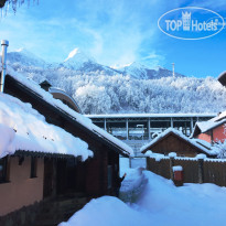 Пик-Отель Мелодия гор Территория