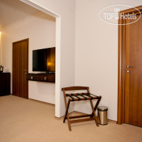 Golden Hills tophotels