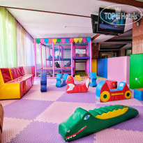 AZIMUT Hotel Prometey Nebug 