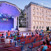 AZIMUT Hotel Prometey Nebug