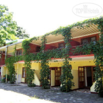 Камелот У Реки 