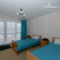 Peak Chersky Hotel 