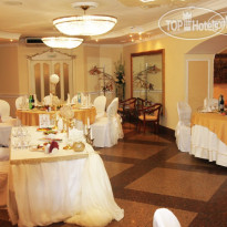 Бережки-Холл 