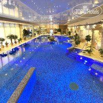 Бережки-Холл 