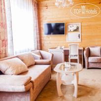 Бережки-Холл 