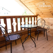 Бережки-Холл 