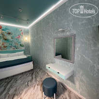 Бережки-Холл 