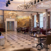 Бережки-Холл 