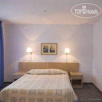 Grand Avenue Hotel
