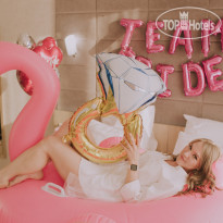 F911 Яхт Клуб Отель 