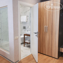 F911 Яхт Клуб Отель 