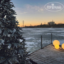 F911 Яхт Клуб Отель 