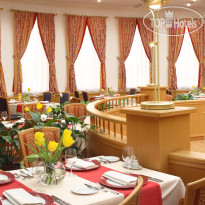 Atrium Palace Hotel