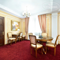 Zvezda Hotel