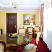 Zvezda Hotel