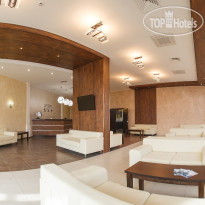 Hotel Crystal Ресепшен