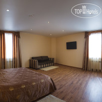 Hotel Crystal Апартаменты