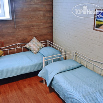 Хостел Кукуруза трехместный номер