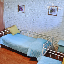 Хостел Кукуруза трехместный номер