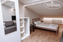 Hotel 13
