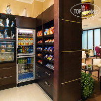 Courtyard by Marriott Kazan Kremlin Круглосуточный Маркет в лобби