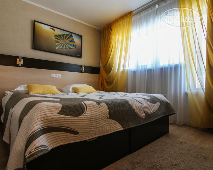 Aerograd Hotel