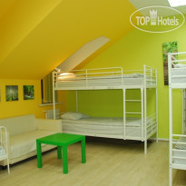 Royal Hostel 905 