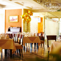 River Park Hotel 