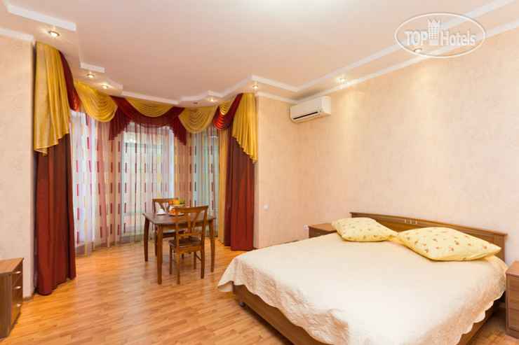 Hotelier's photos Chetyre sezona 3*