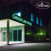Green Line фасад отеля ночью