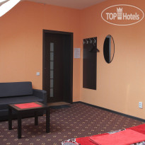 Gold Oven Hotel 