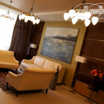 DIS President hotel Лобби