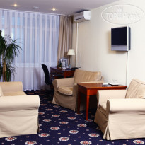 DIS President hotel