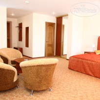 DIS President hotel
