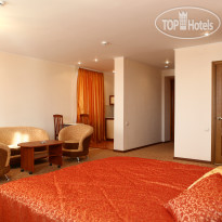 DIS President hotel