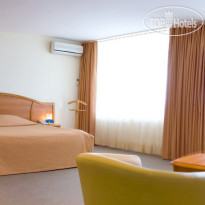 DIS President hotel