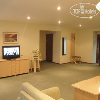 DIS President hotel