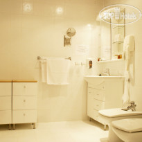 DIS President hotel