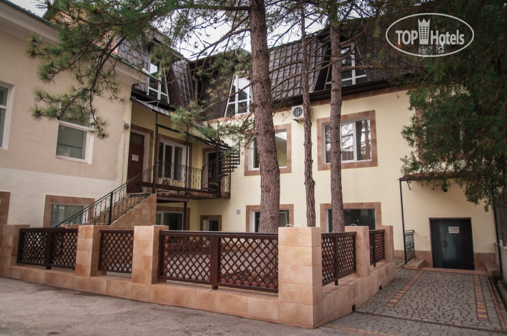 Hotel photo Три сосны 2*