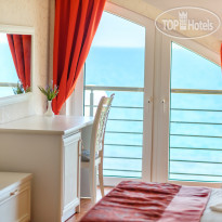 На Черноморской 