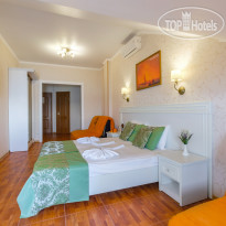 На Черноморской 