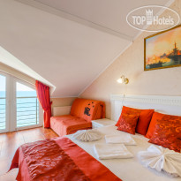 На Черноморской 